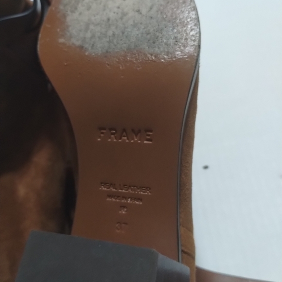 Frame brown suede booties size 37